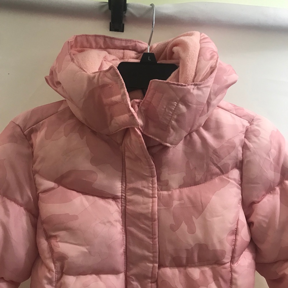 NWT CB ❄️⛄️Warm trendy camo print puffer - Picture 11 of 16